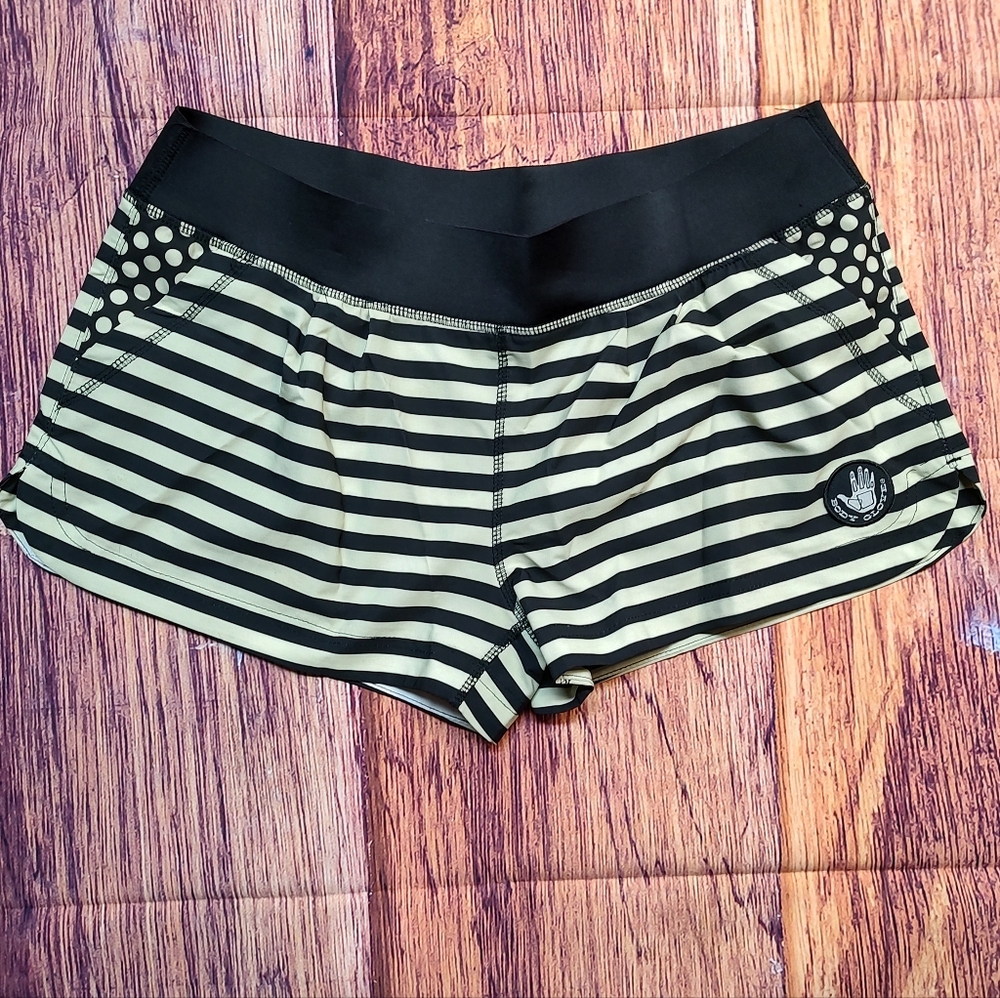 Body Glove size medium women's shorts